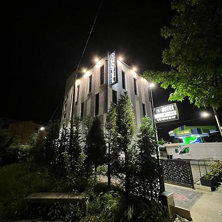 Bs Hotel Durrës 外观 照片