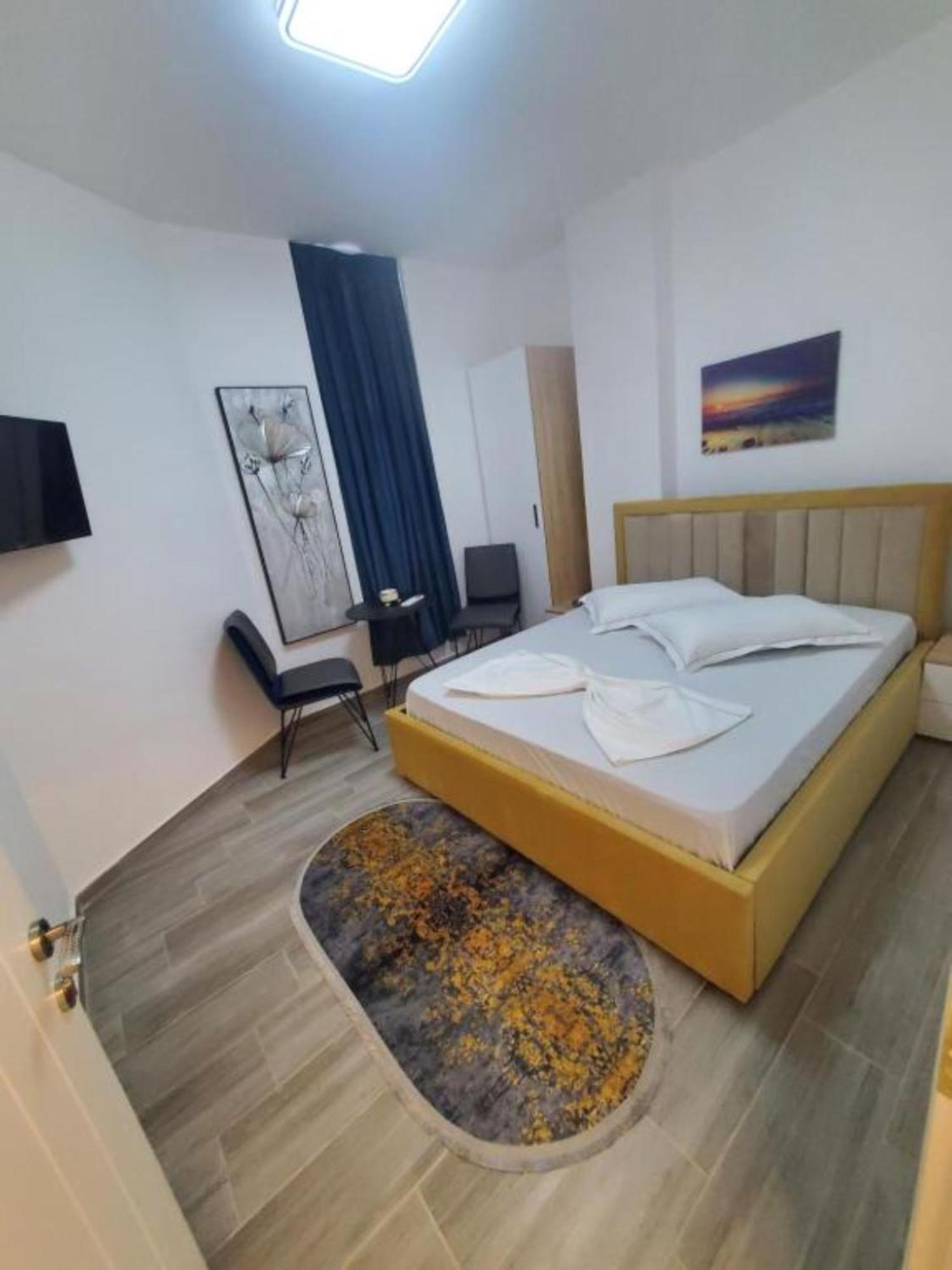 Bs Hotel Durrës 外观 照片