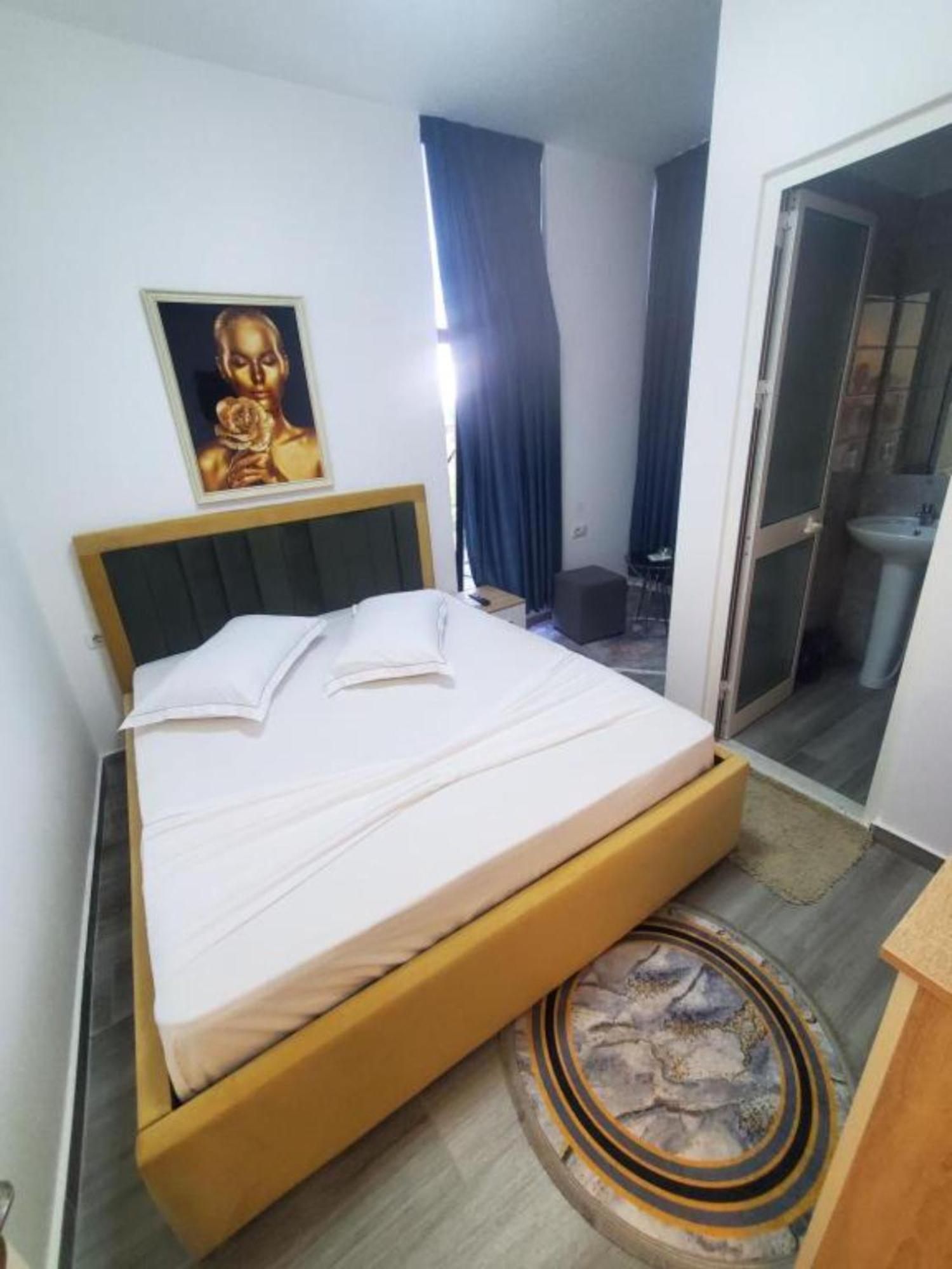 Bs Hotel Durrës 外观 照片